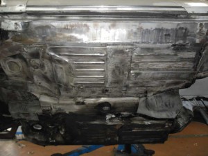 Restauration Unterboden Mercedes 230 SL